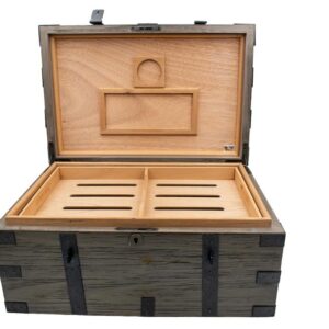 Renaissance Reclaimed Wood Humidor (120 Count)