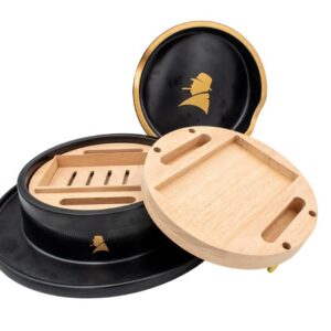 Davidoff Winston Churchill Hat (Includes ashtray and humidor)